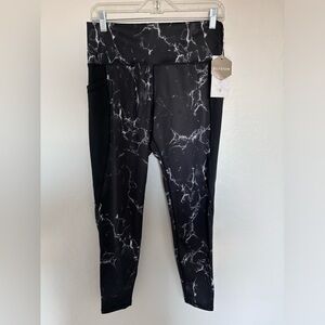 BuffBunny black marble leggings NWT